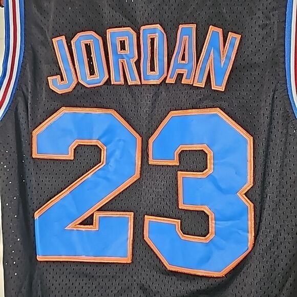 Champion Vintage 90’s Jersey Space Jam Michael Jordan 23 Tune Squad Size Medium - Picture 10 of 10